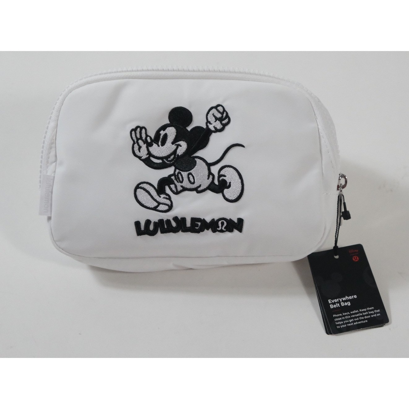 Lululemon Everywhere Belt Bag Unisex White Disney Mickey Mouse Embroidered New